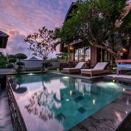 Raja Woods Villa Jimbaran  Luaran gambar